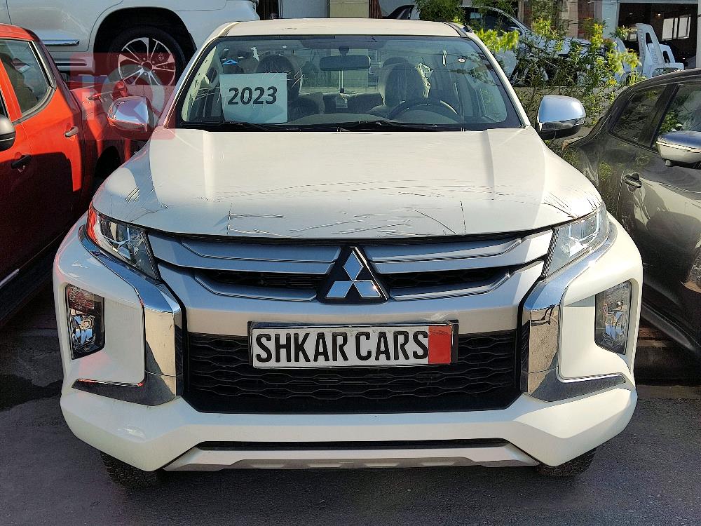میتسوبیشی L200